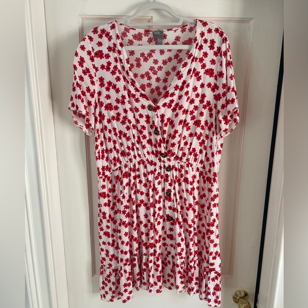 ASOS red floral & white dress! Elastic waist